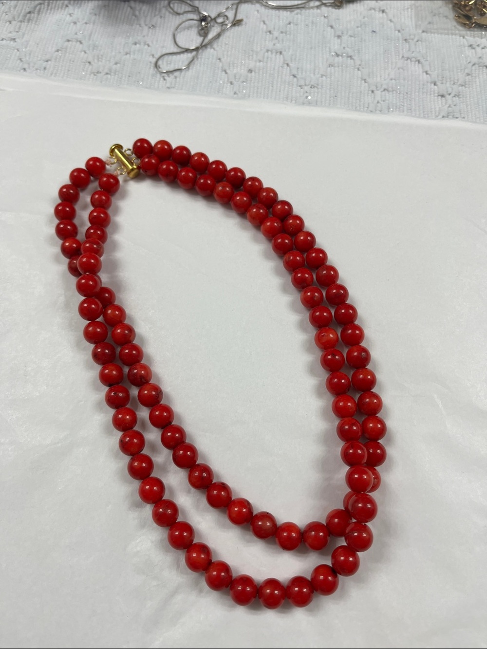 Red Stone Choker - Picture 5 of 7